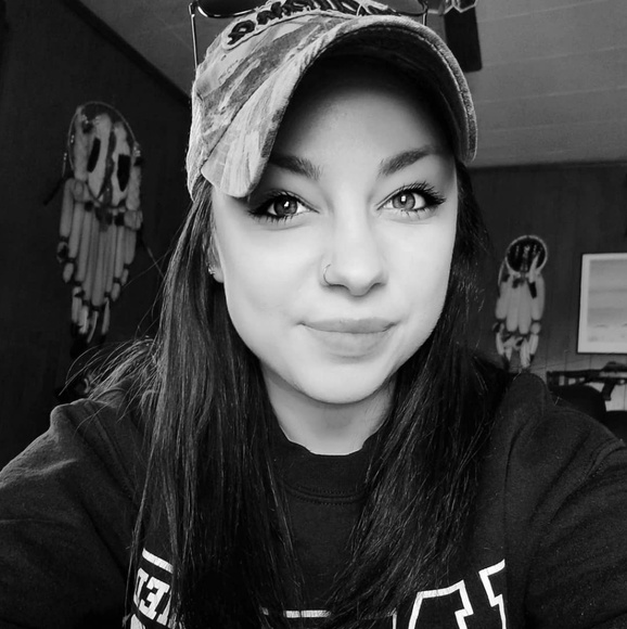 🌟💜Meet your Posher, C!💜🌟 - Picture 1 of 5